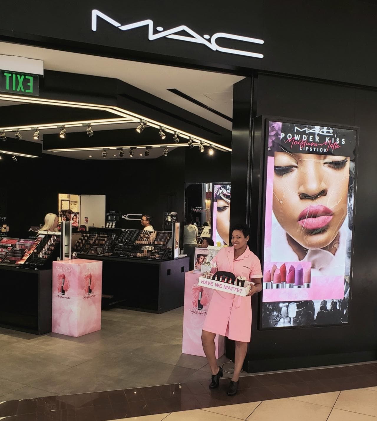 MAC Cosmetics - Powder Kiss National Launch, photo 7