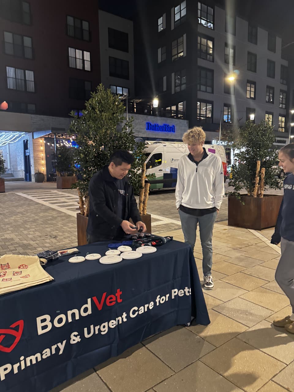 Bond Vet - Grand Openings, photo 7